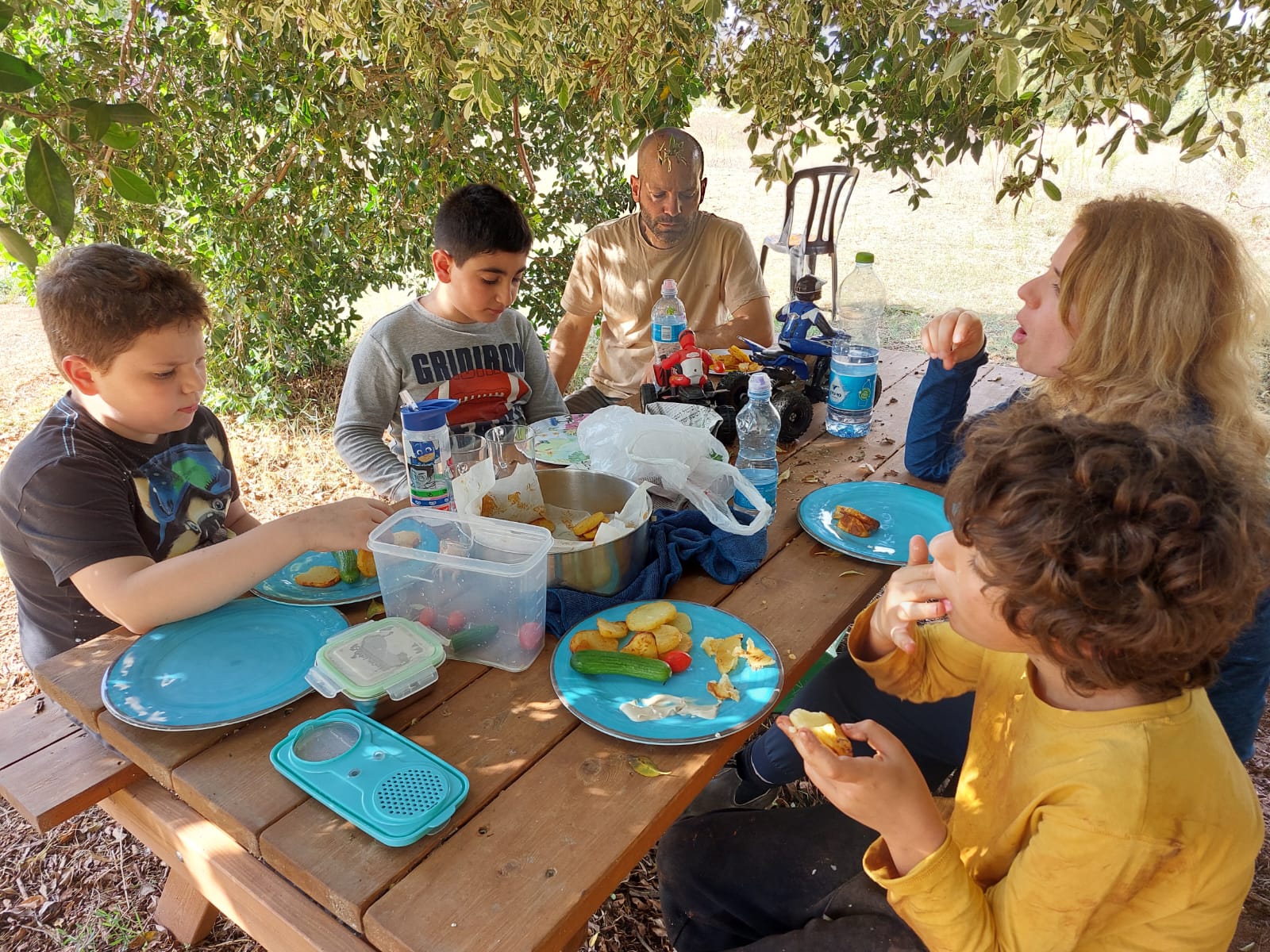 ארוחת בוקר בטבע