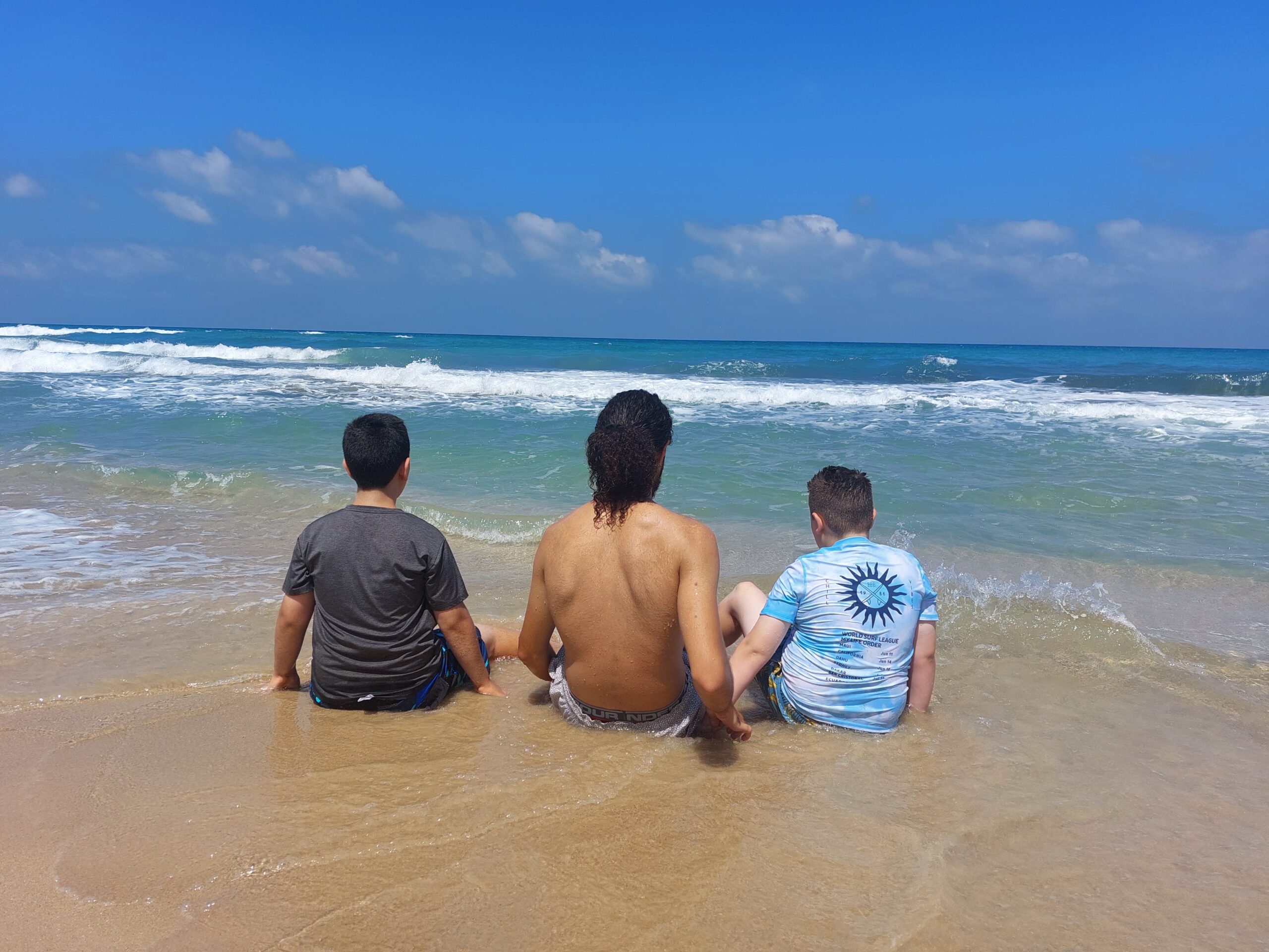 בין העצים בשמורה